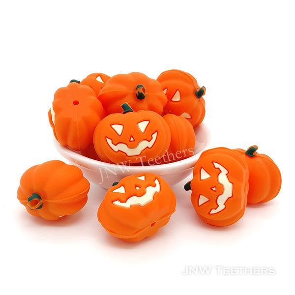 3D Halloween pumpkin silicone focal beads