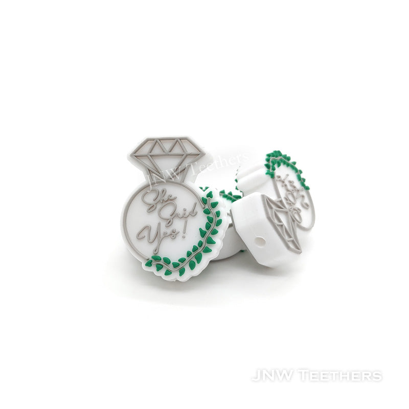 Diamond ring silicone focal beads gray