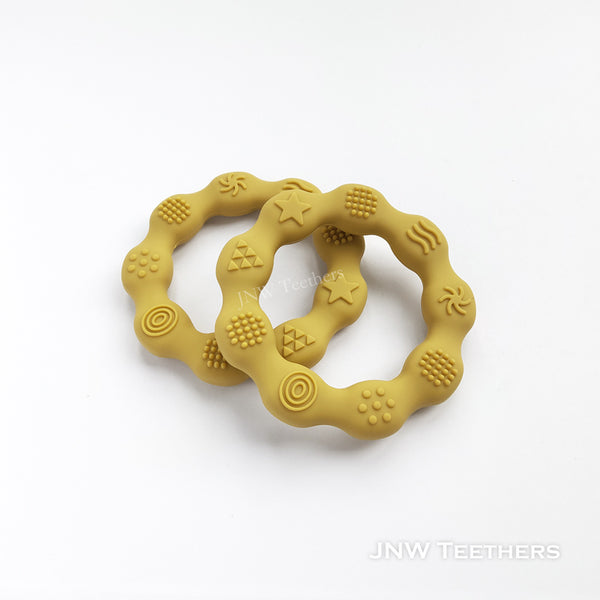 Silicone teething ring mustard