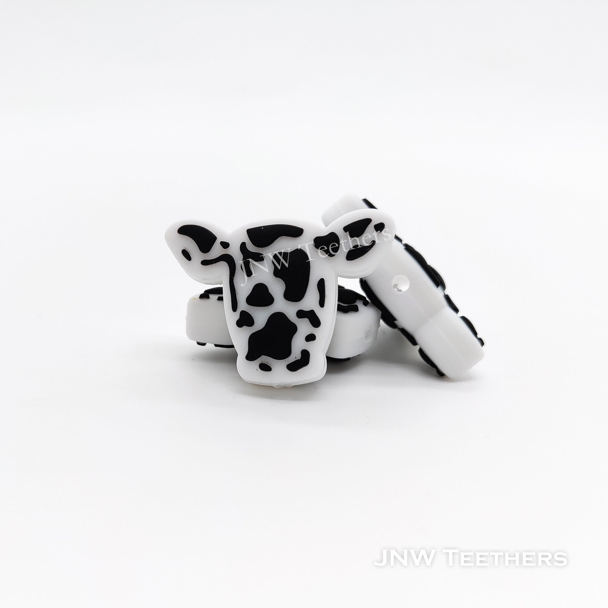 Cow Head Silicone Focal Beads Black