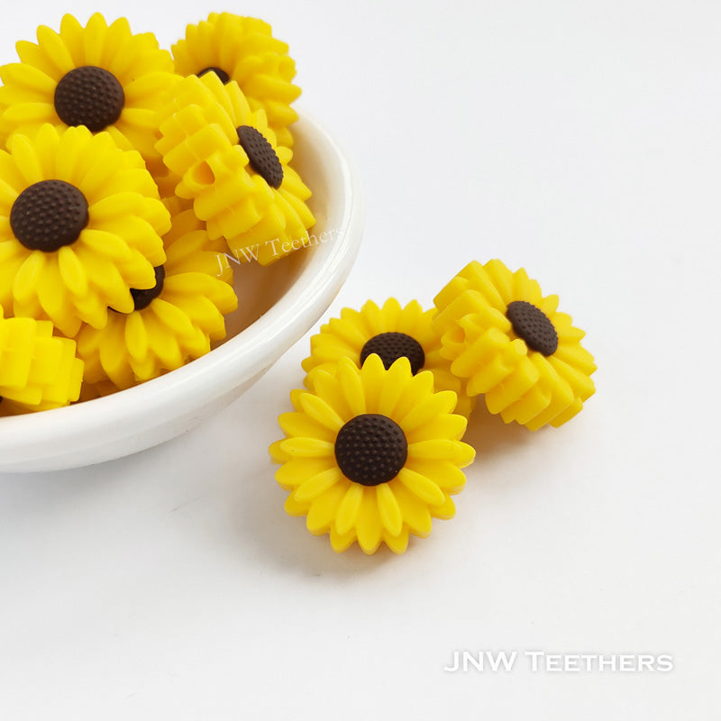 22mm yellow daisy silicone focal beads