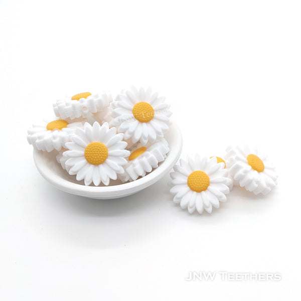 29mm white daisy silicone focal beads