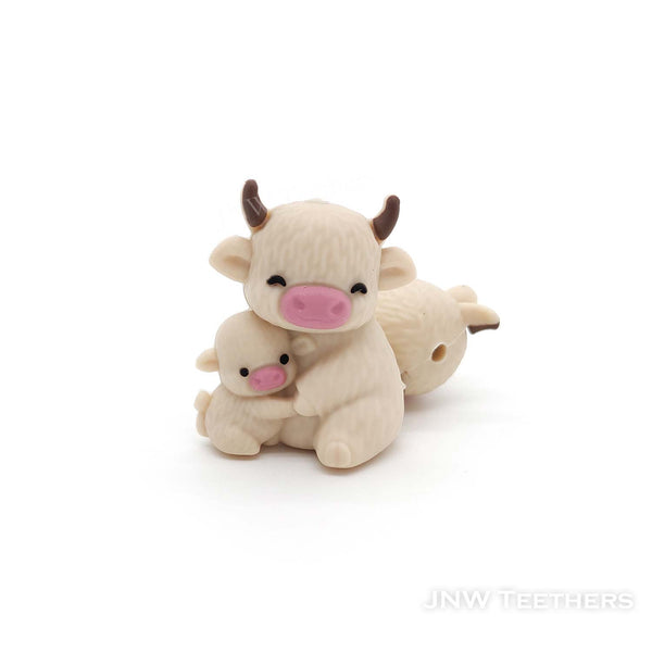 3D cattle silicone focal beads beige