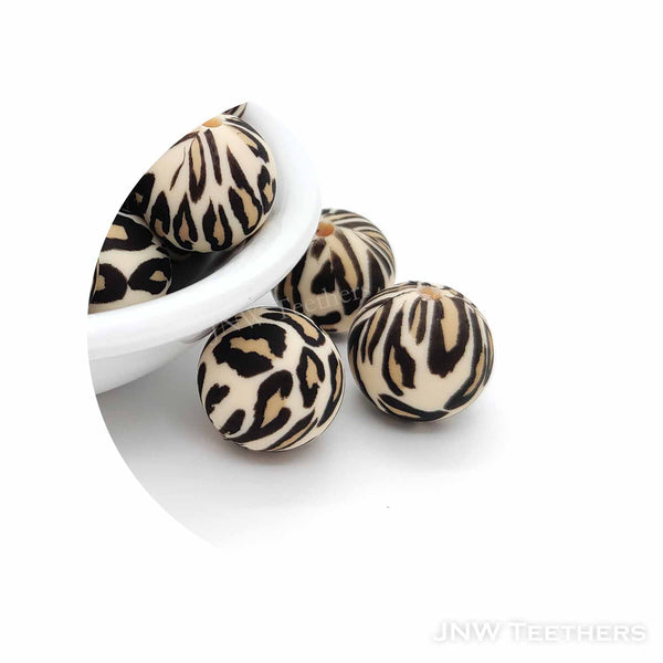 #61 Brush Beige Leopard Prints silicone beads