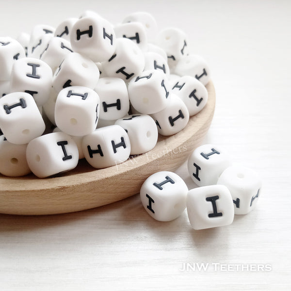 Pack 26 12mm Silicone Dice English Alphabet Letters Beads