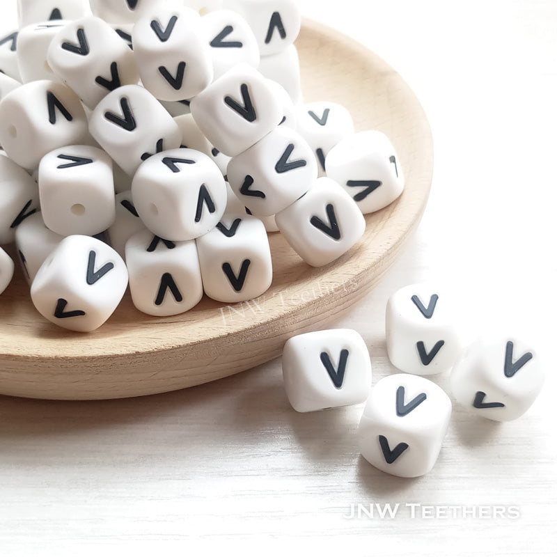 Pack 100 12mm Silicone Dice English Alphabet Letters Beads
