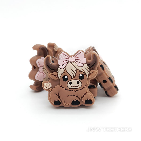 Bowknot highland cow girl silicone focal beads pink