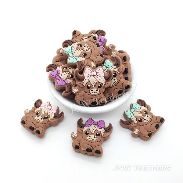 Bowknot highland cow girl silicone focal beads