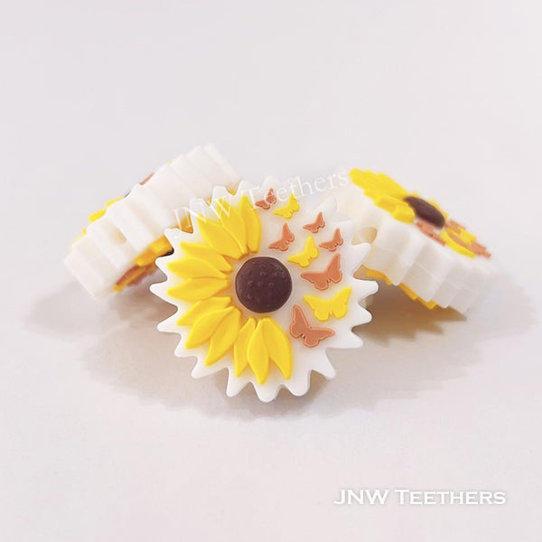 Butterfly daisy silicone focal beads
