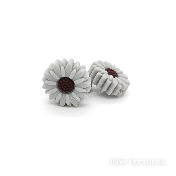 Light Gray 20mm Mini Daisy Silicone Focal Beads