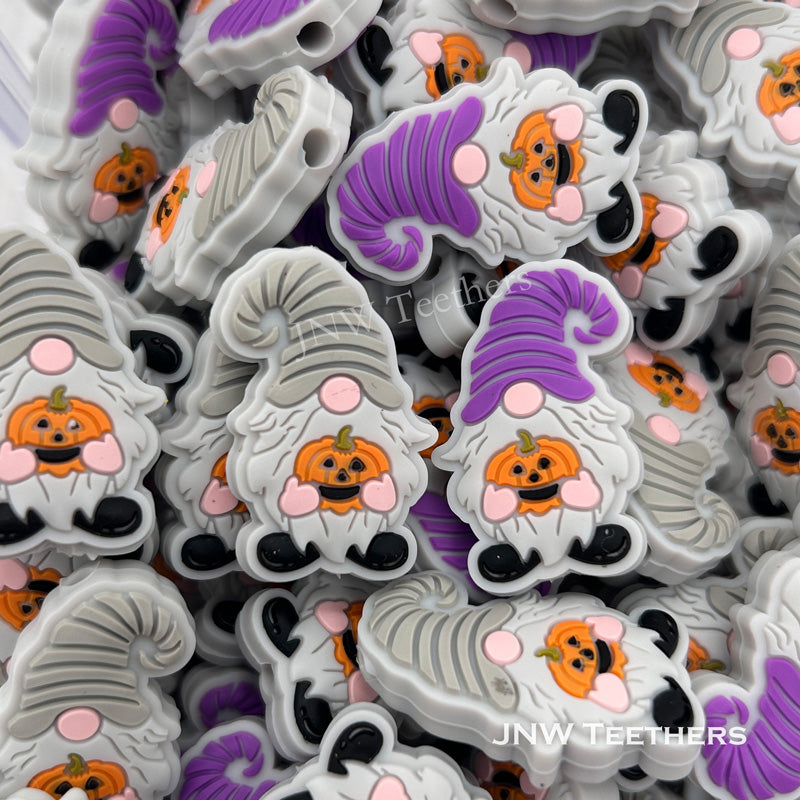 Halloween pumpkin gnome silicone focal beads