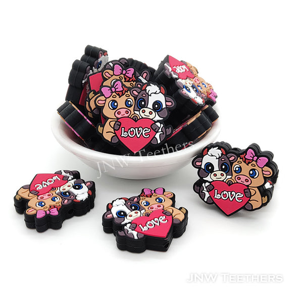 Red heart love cows silicone focal beads