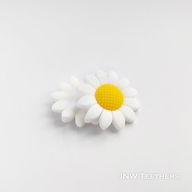 40mm Large Sunflower Silicone Beads white