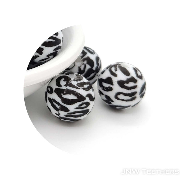 White Leopard Prints - Silicone Beads