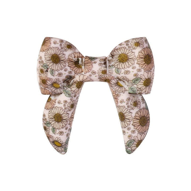 40mm Bowknot Focal Silicone Beads D33